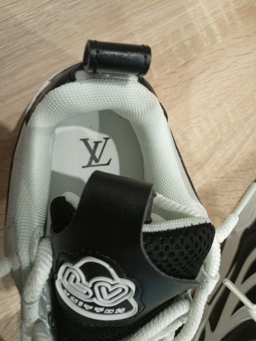 Buty Lv skate czarno białe