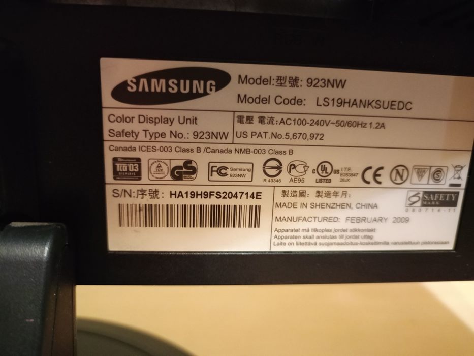 монітор Samsung SyncMaster 923NW.