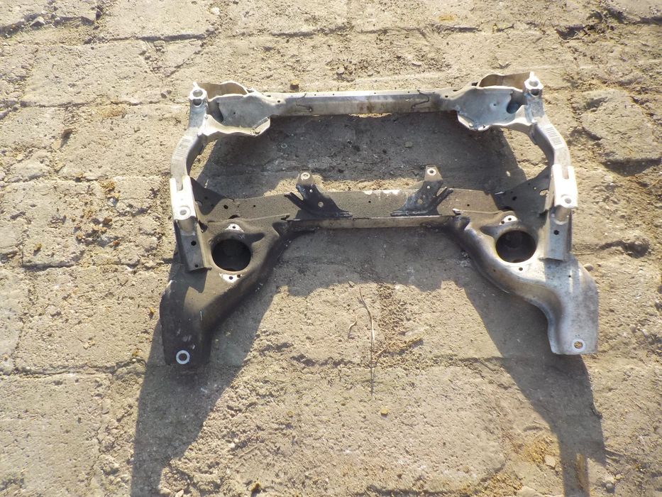 BMW E92 LIFT 3.0D WÓZEK SANKI BELKA SILNIKA
