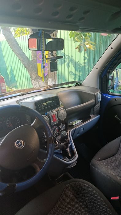 Продам власне авто Fiat Doblo