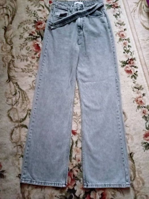 Джинси нові, Палацо