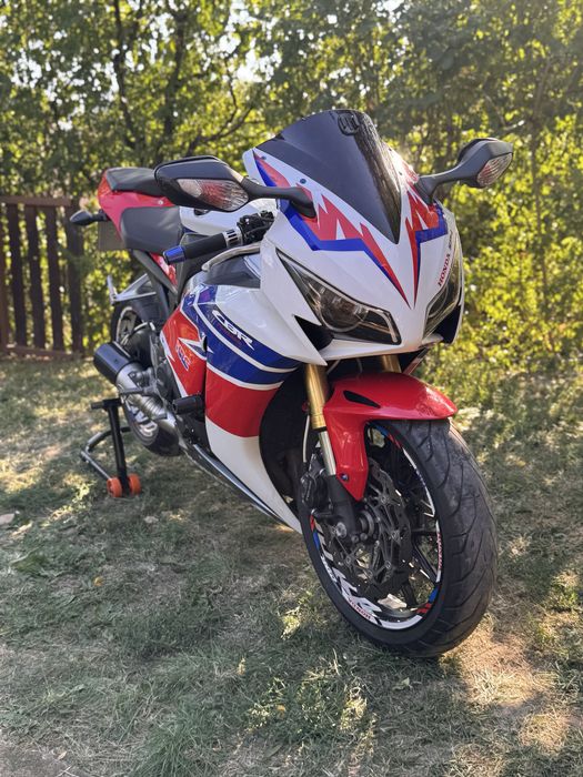 Honda CBR 1000RR Fireblade, 2012 рік