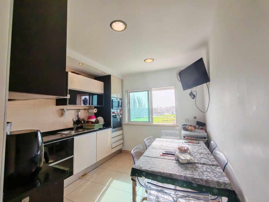 Apartamento T3 mobilado