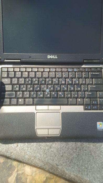 Ноут DELL  з  блоком живлення