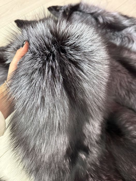 Шкурки (мех) норки, чорнобурки, песця, єнота, лисиці, блюфроста