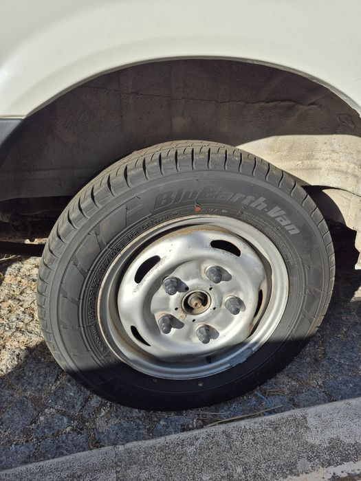 Ford transit 2.0515442042765332488