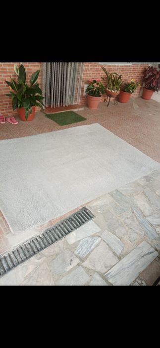 Carpete pêlo curto 2.00 x1.40 em bom estado