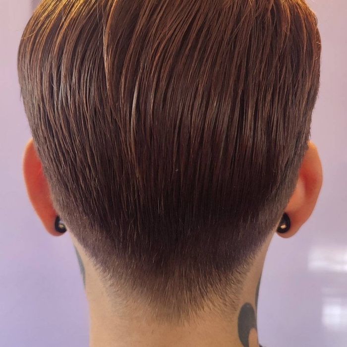 Хочете  собі нігті тоді вам до мене