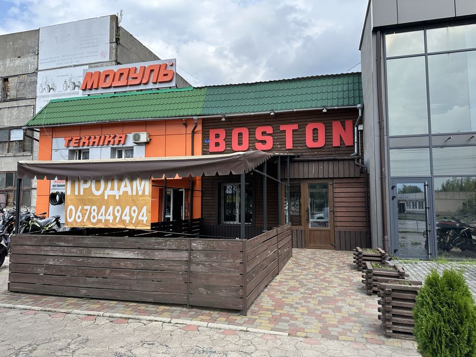 Оренда / продаж приміщення у центрі м. Сарни вул. Європейська