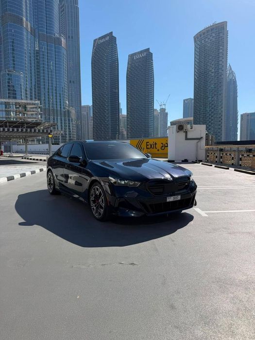 BMW i5