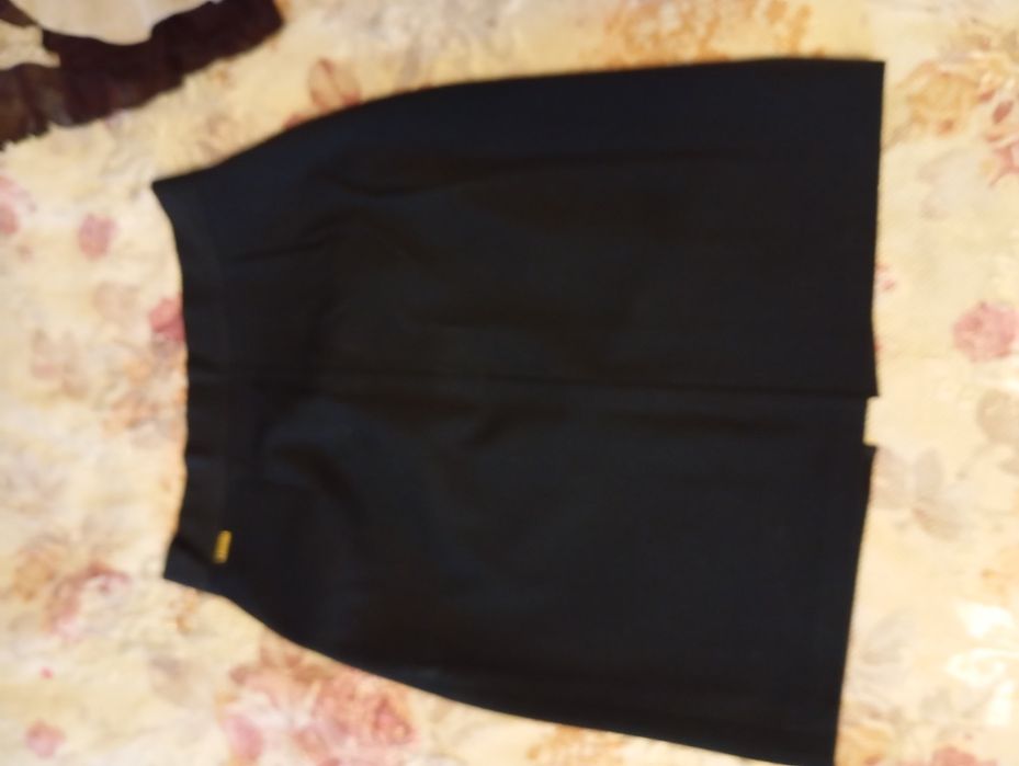 Віддам пакет речей жіночих розмір 42-44