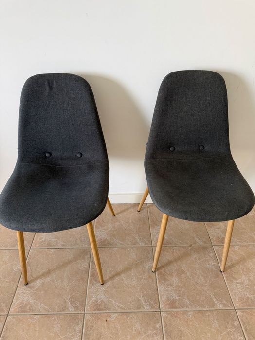 4 Cadeiras mesa cinza estofadas