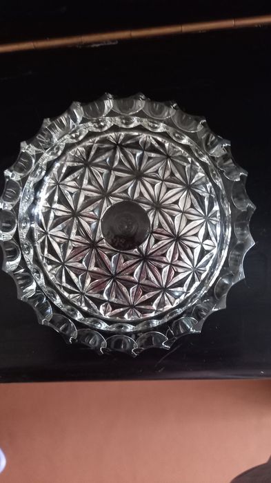 Продам хрустальная пепельница