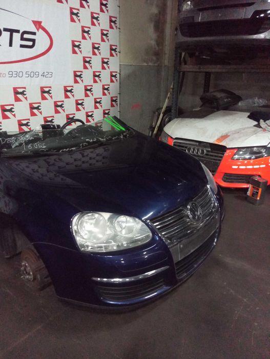 Frente Completa VW Volkswagen Jetta 1.6 FSi 2009 com danos #D88