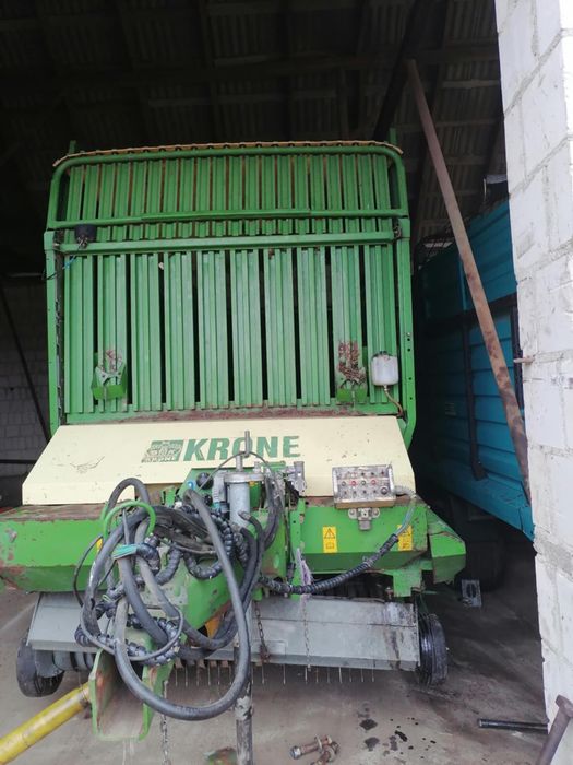 Przyczepa Krone titan 42 i Mengele rotant 745