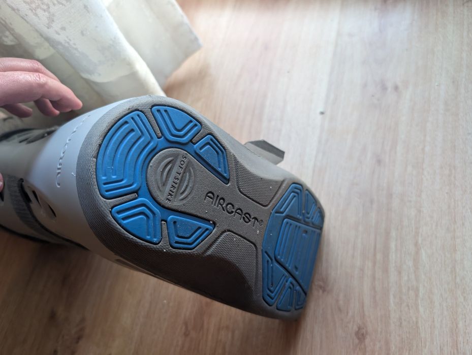Bota Ortopédica Aircast AirSelect Pneumática – Tamanho Large – Como Nova