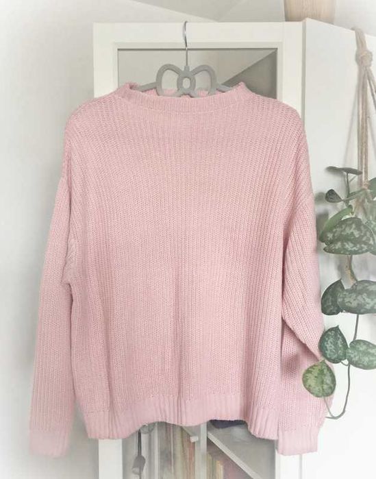 Różowy sweter oversize Cropp jesienny sweterek pudrowy róż S