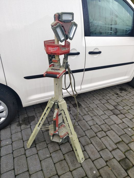 Lampa Milwaukee M18 HSAL