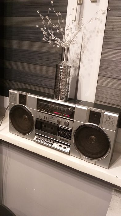 Radiomagnetofon firmy Sanyo