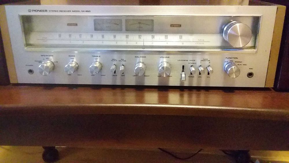 Продам усилитель Pioneer SX 650 состояние отличное
