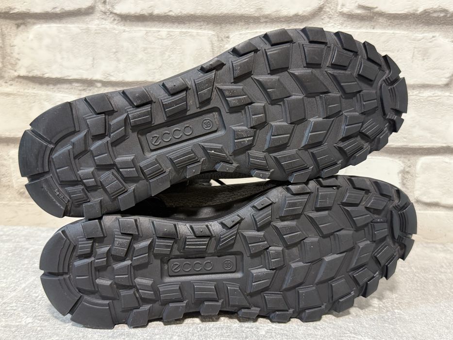 Кожаные деми ботинки Ecco 39 р