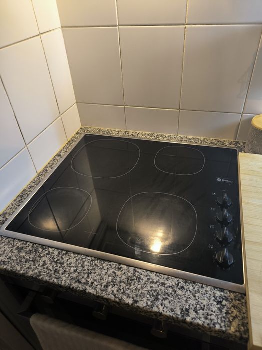 Placa Balay + oferta microondas LG