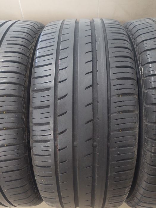 Комплект літньої гуми літо літня Pirelli R16 215 45