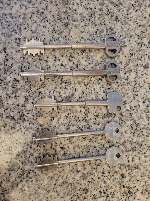 Fechadura porta MOTTURA