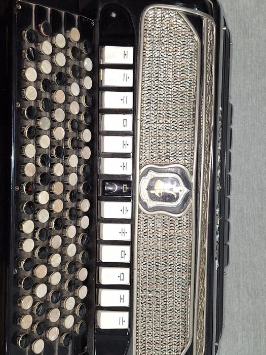 Acordeão Paolo Soprani