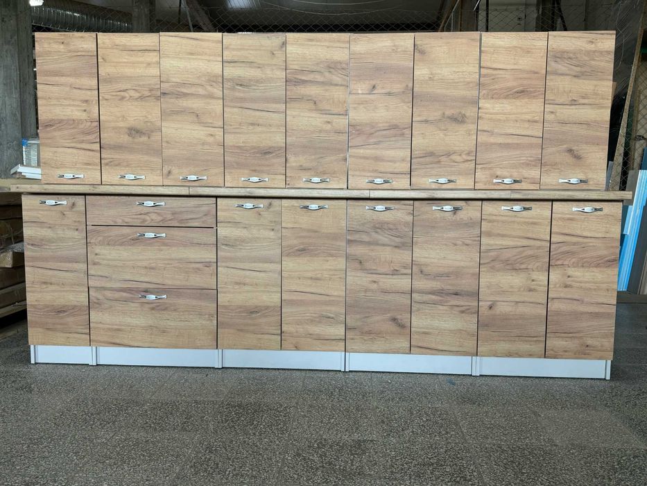 Sprzedam kuchnie skręconą ! Nową!