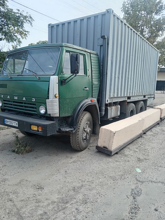 грузовой автомобиль