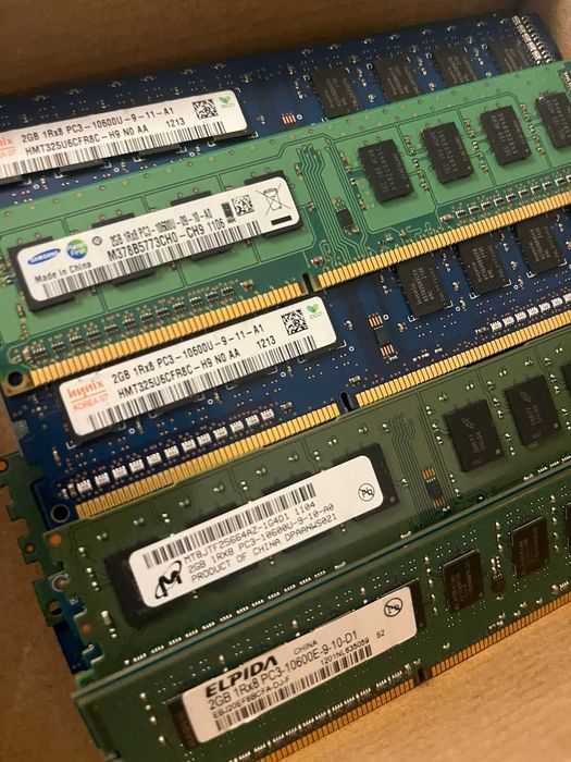 Lote Memórias DDR3 2GB - Várias marcas e frequências