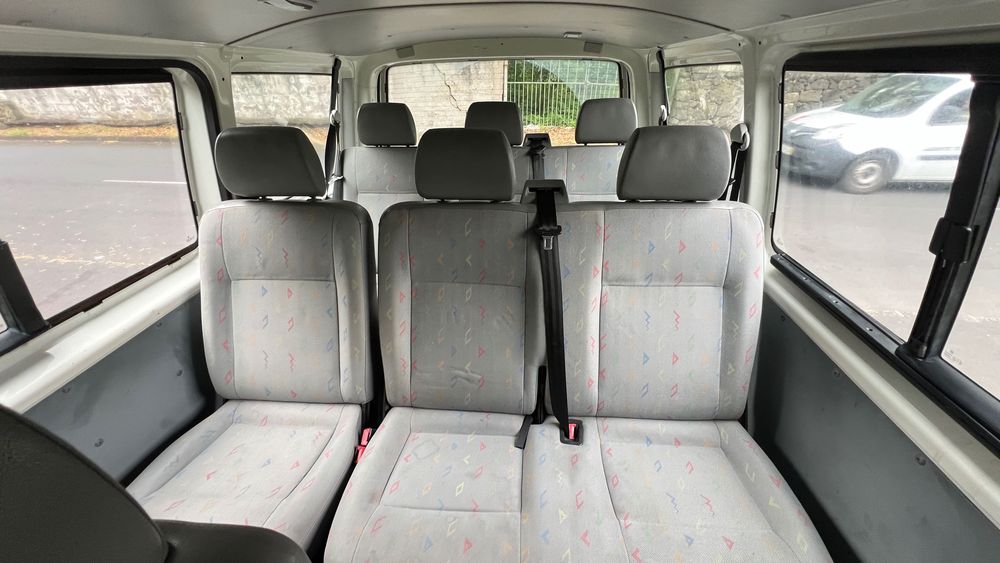 Volkswagen Transporter 1.9 TDI, 9 Lugares, Ar Condicionado Dianteiro e Traseiro, IPO até 02/2027