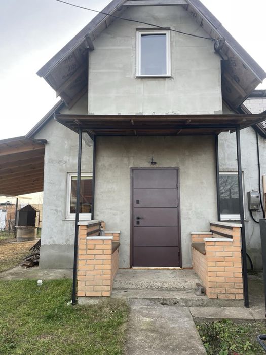 Продам будинок під Києвом