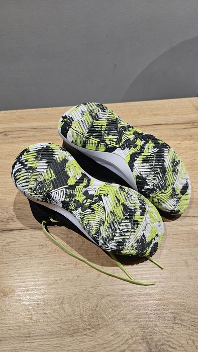 Buty Under Armour Jet '21  rozm. 39