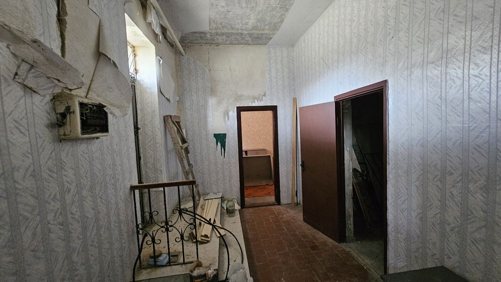 Продам нежитлове приміщення Сонячне