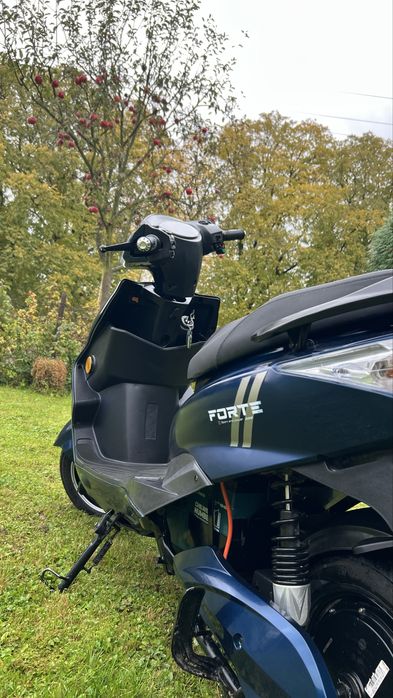 Електроскутер forte hawk