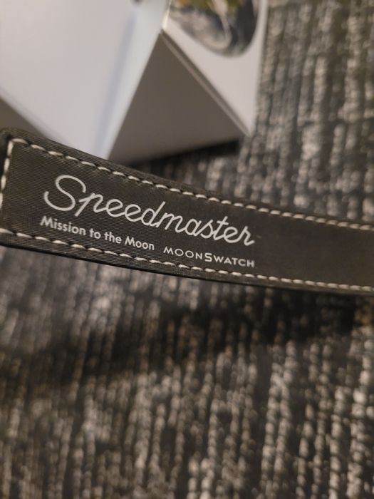 Omega Swatch/bioceramic mission to earthphase