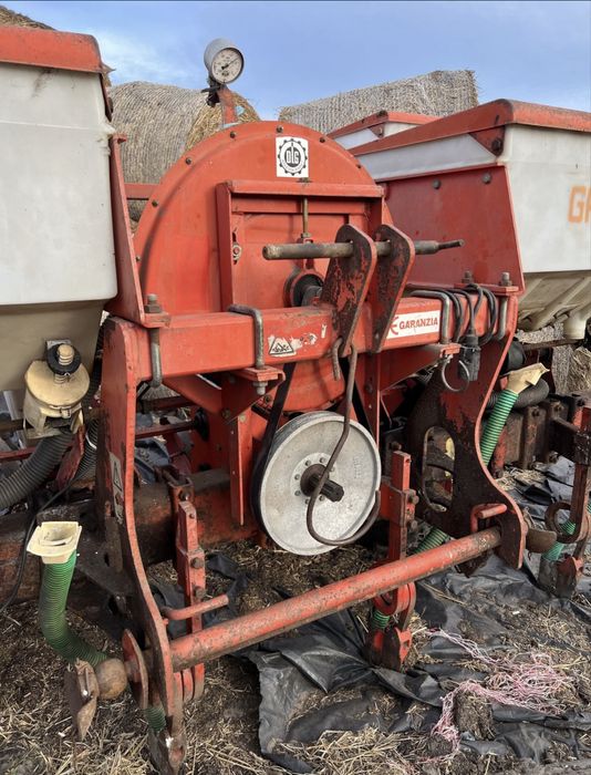 Semeador gaspardo de 4 linhas