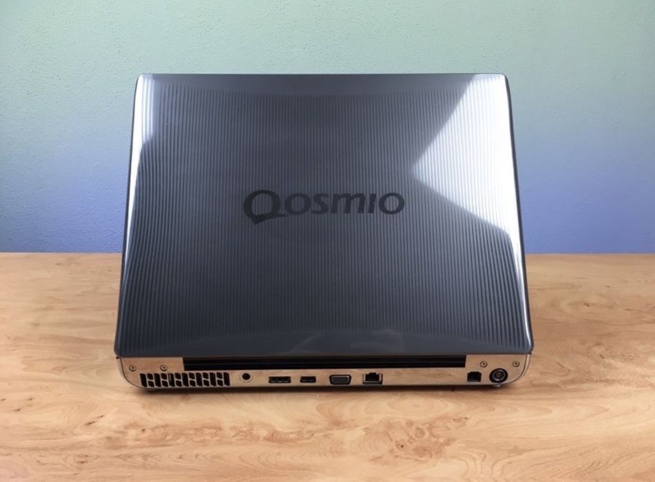 Portátil Toshiba Qosmio F50 (para peças)