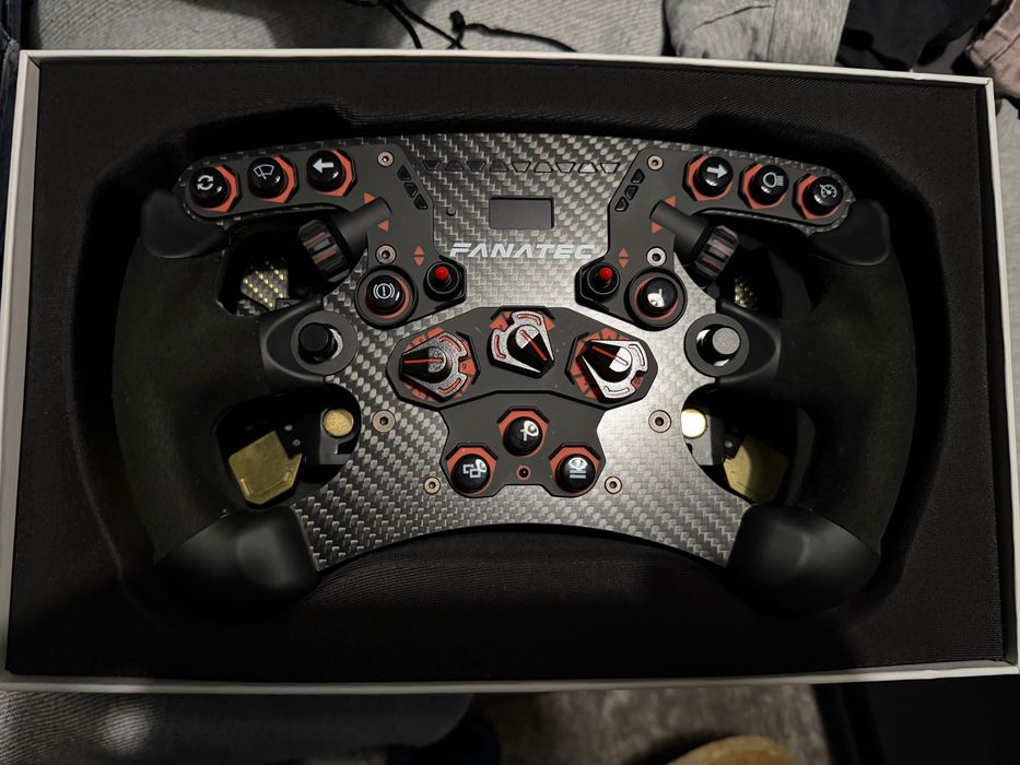 Fanatec CSL DD + Formula V2