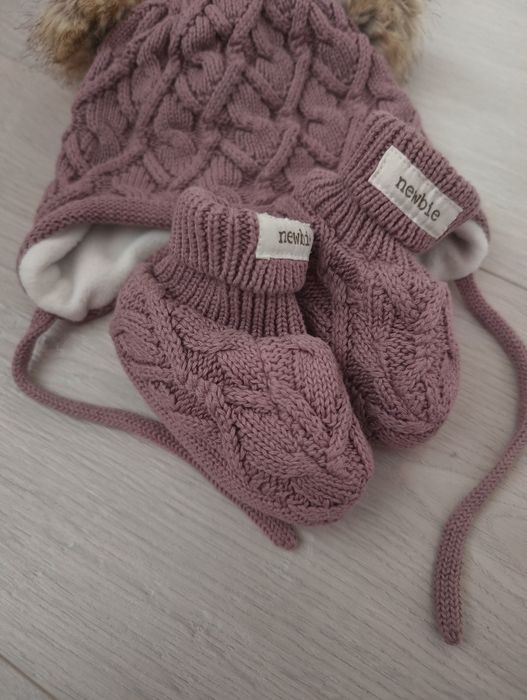 Zestaw zimowy NEWBIE czapka rękawiczki buciki