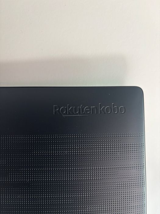 Kobo Clara HD (8 GB) - Caixa Original + Acessórios