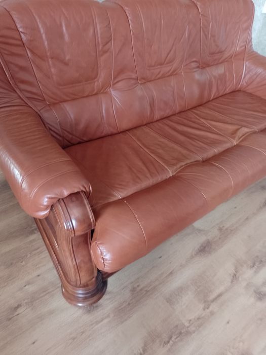 Sprzedam sofę skórzaną