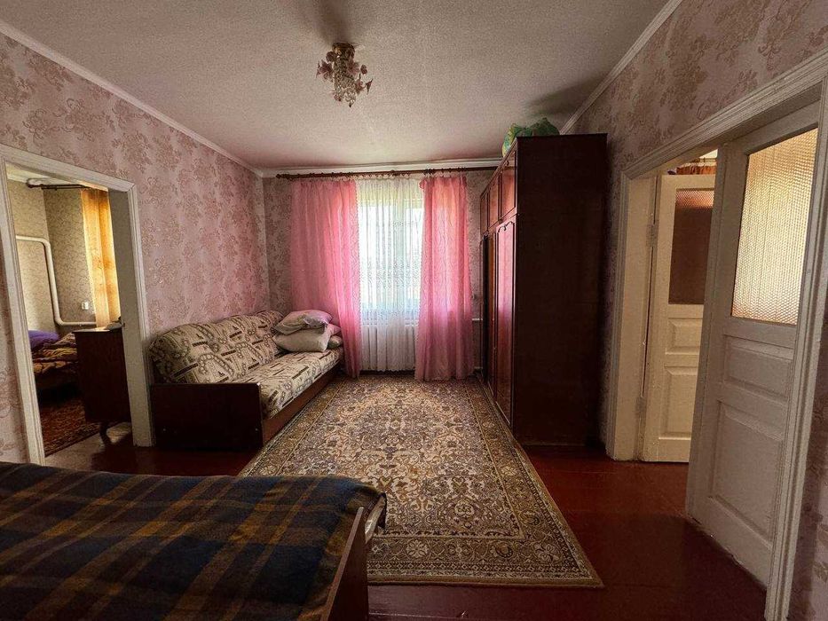 Будинок в передмісті Чернігова