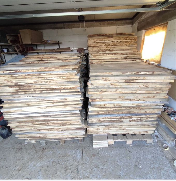 Tarcica dębowa, po suszarni. Deski Dębowe