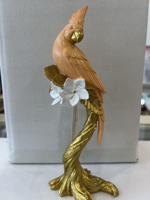 Estatueta Decorativa Papagaio / Catatua Exótica em Pedestal Dourado