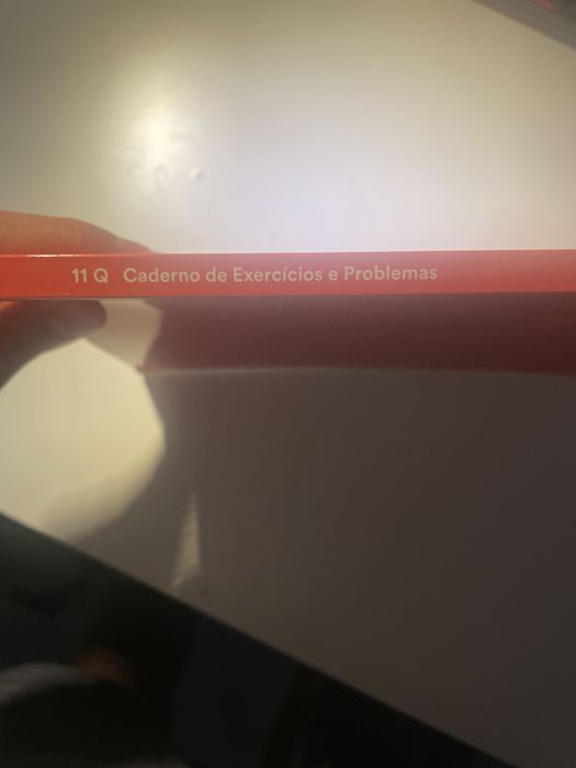 caderno de exercicios e problemas de quimica 11 ano