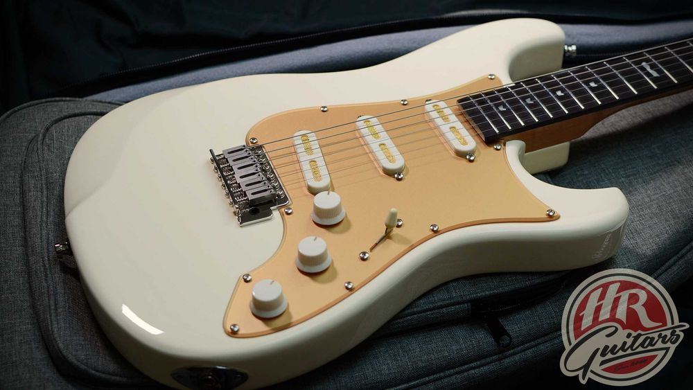 Baum Celestor Stratocaster, gitara elektryczna