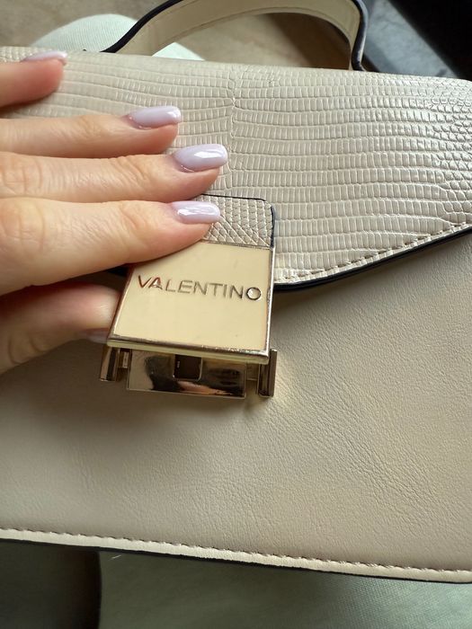 Sprzedam torebkę Valentino